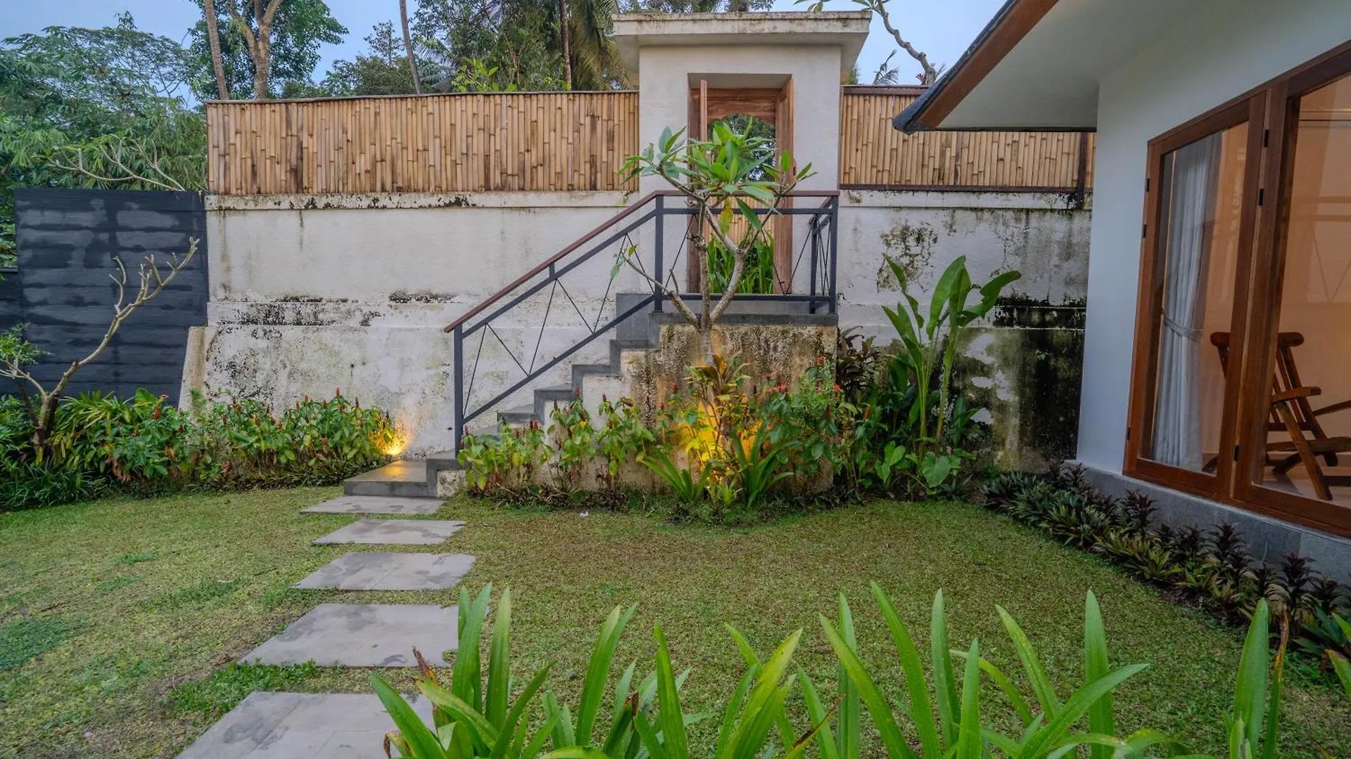 Arca Jungle View Luxury Villa Ubud